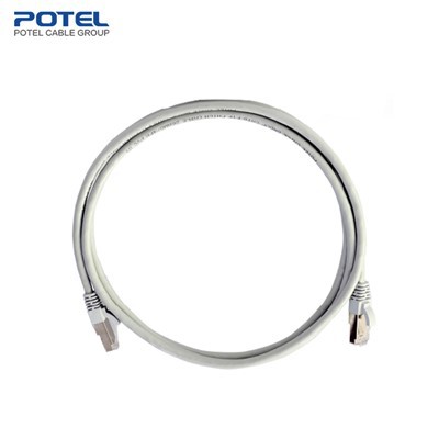 Kat.5e afskærmet patch -ledning